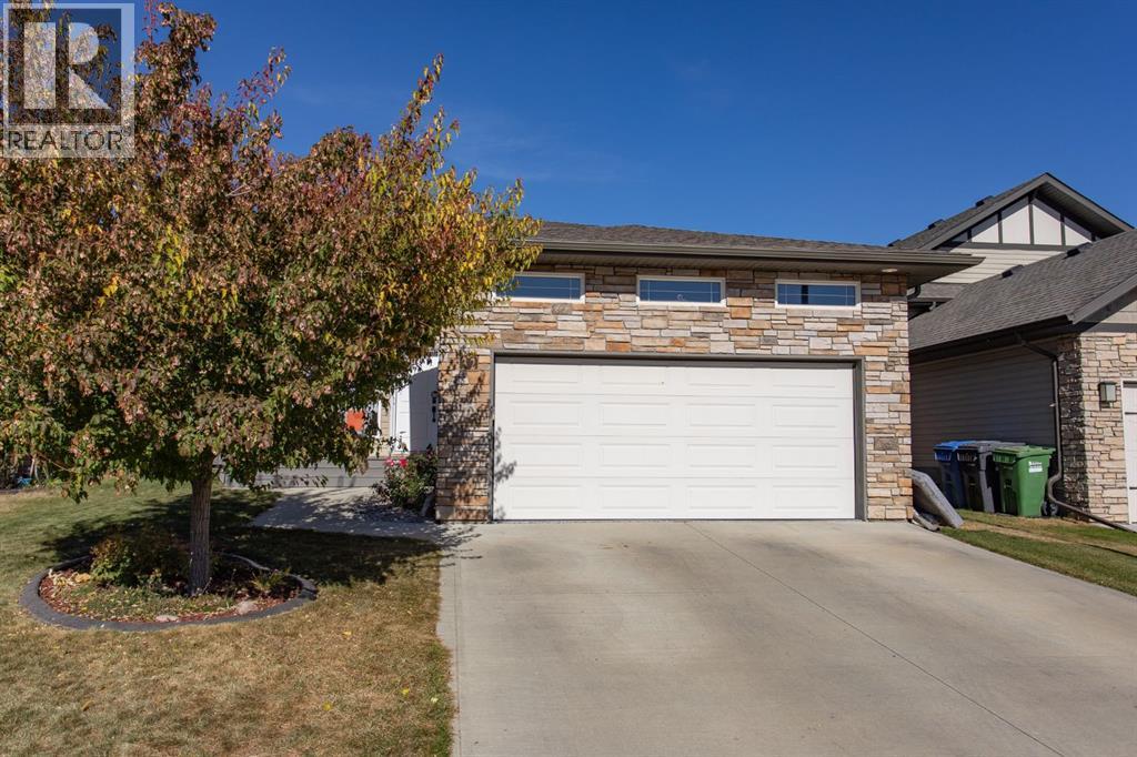 32 Tanner Street, Red Deer, Alberta  T4P 0S7 - Photo 1 - A2350416