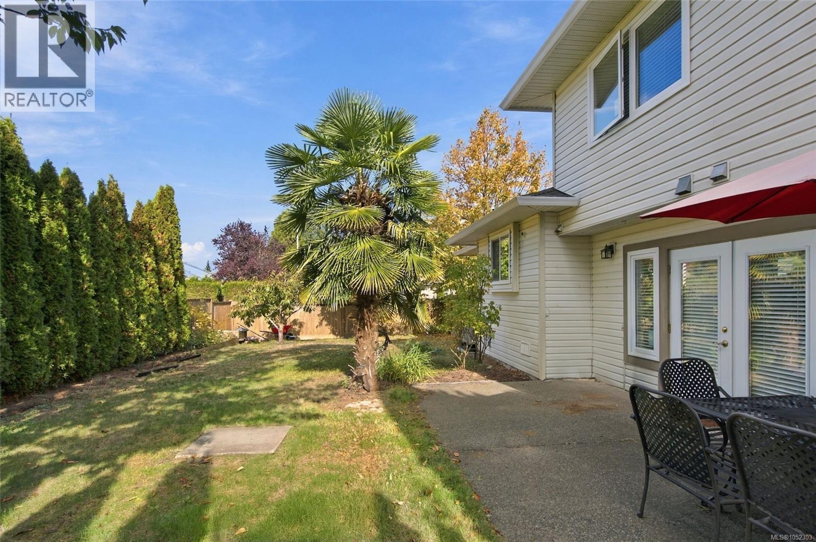 5999 Cathedral Cres