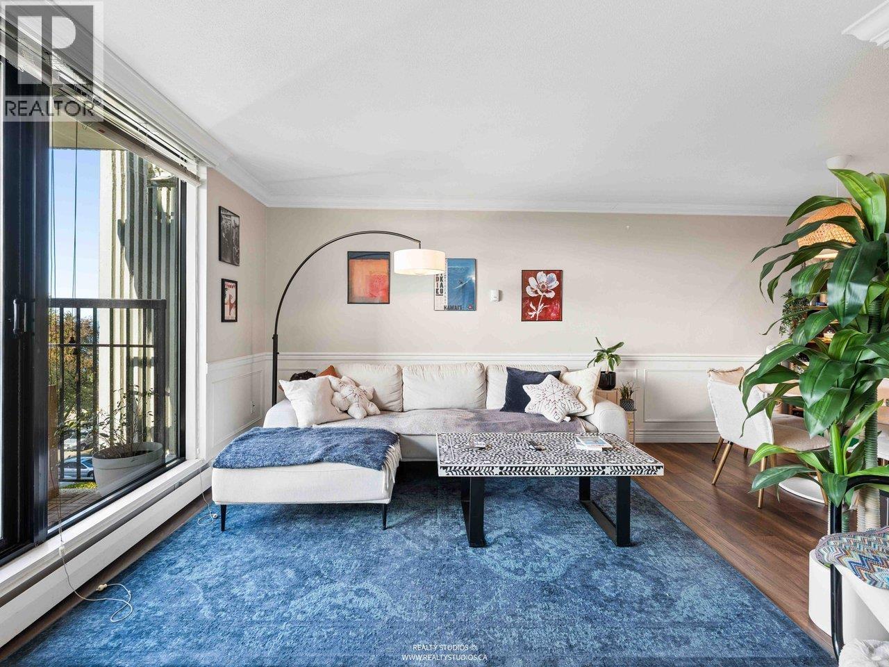 207 1330 HARWOOD STREET, vancouver, British Columbia