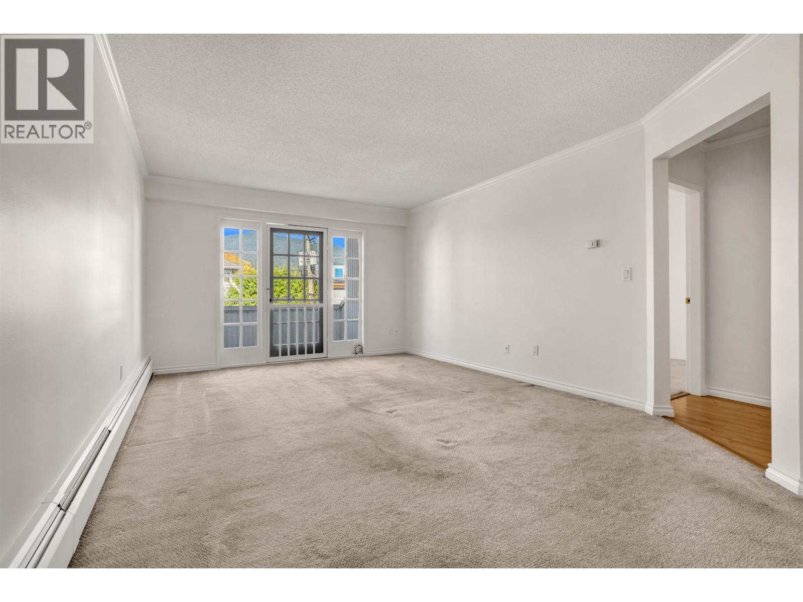 304 120 W 17th Street, North Vancouver, British Columbia  V7M 1V4 - Photo 17 - R3175631