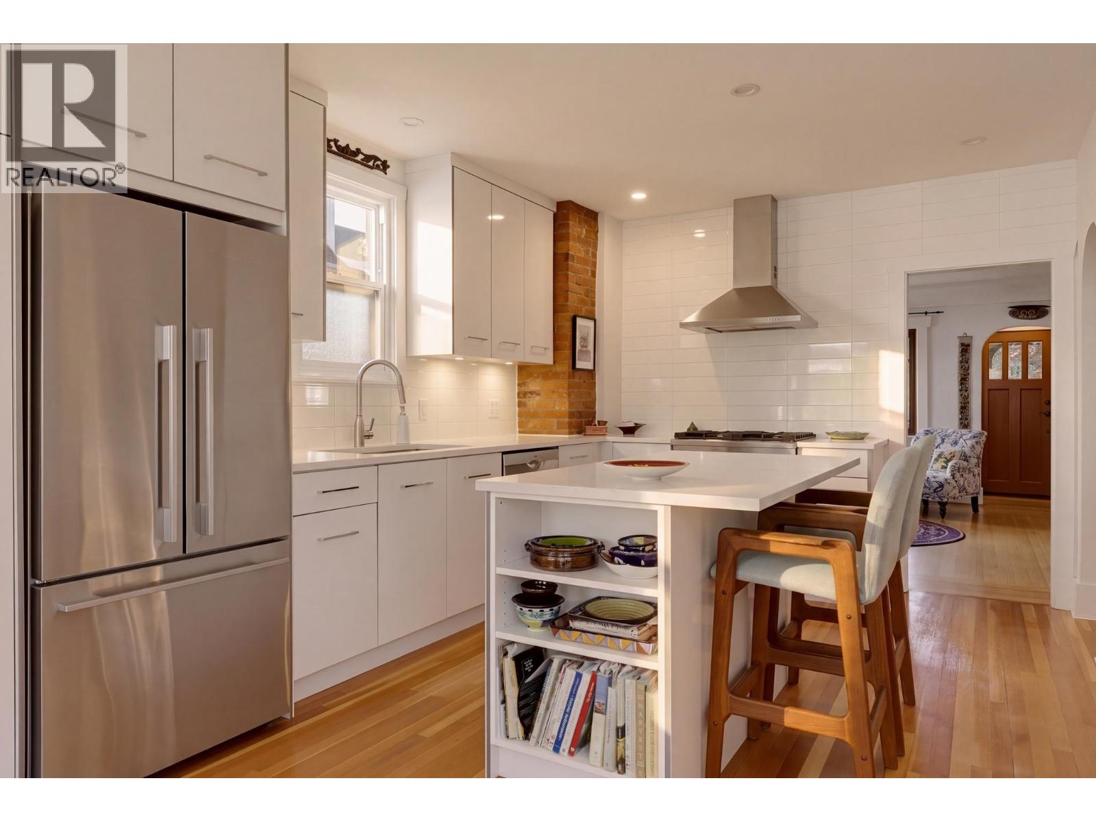 1955 E 8th Avenue, Vancouver, British Columbia  V5N 1T9 - Photo 9 - R3175645