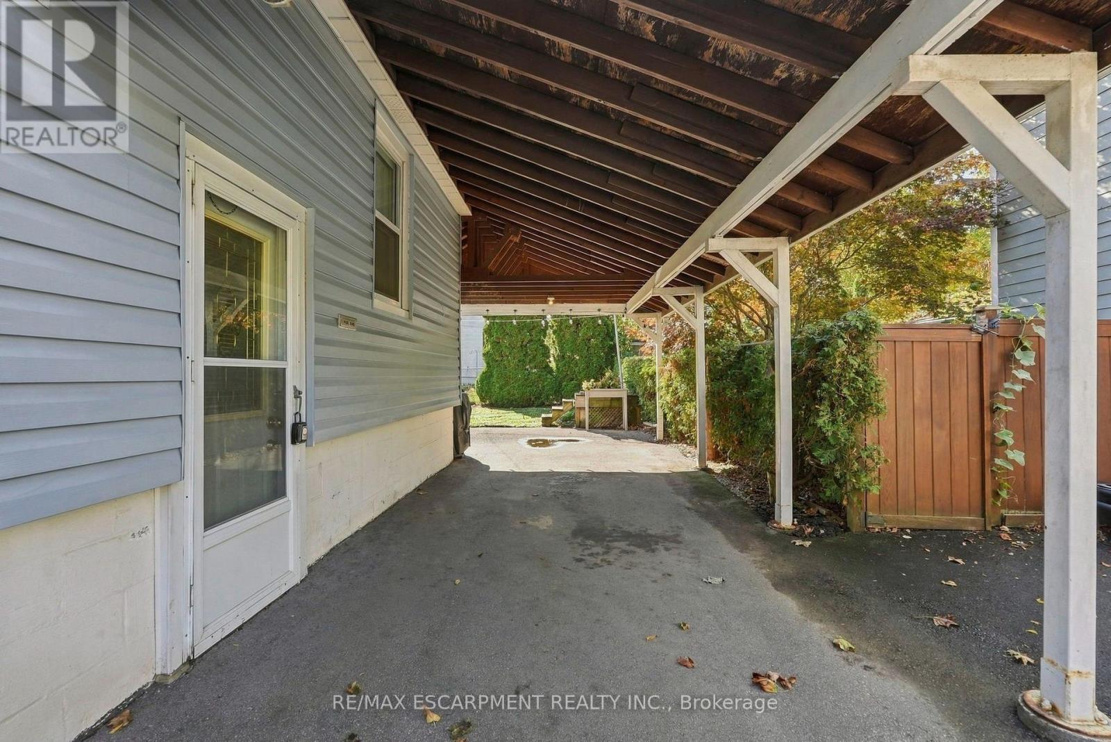 600 Hager Avenue, Burlington, Ontario  L7S 1P6 - Photo 3 - W14081654