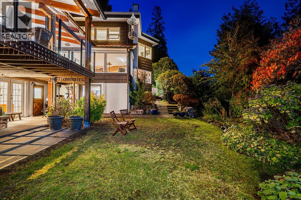 2215 Chairlift Road, West Vancouver, British Columbia  V7S 2T4 - Photo 29 - R3174900