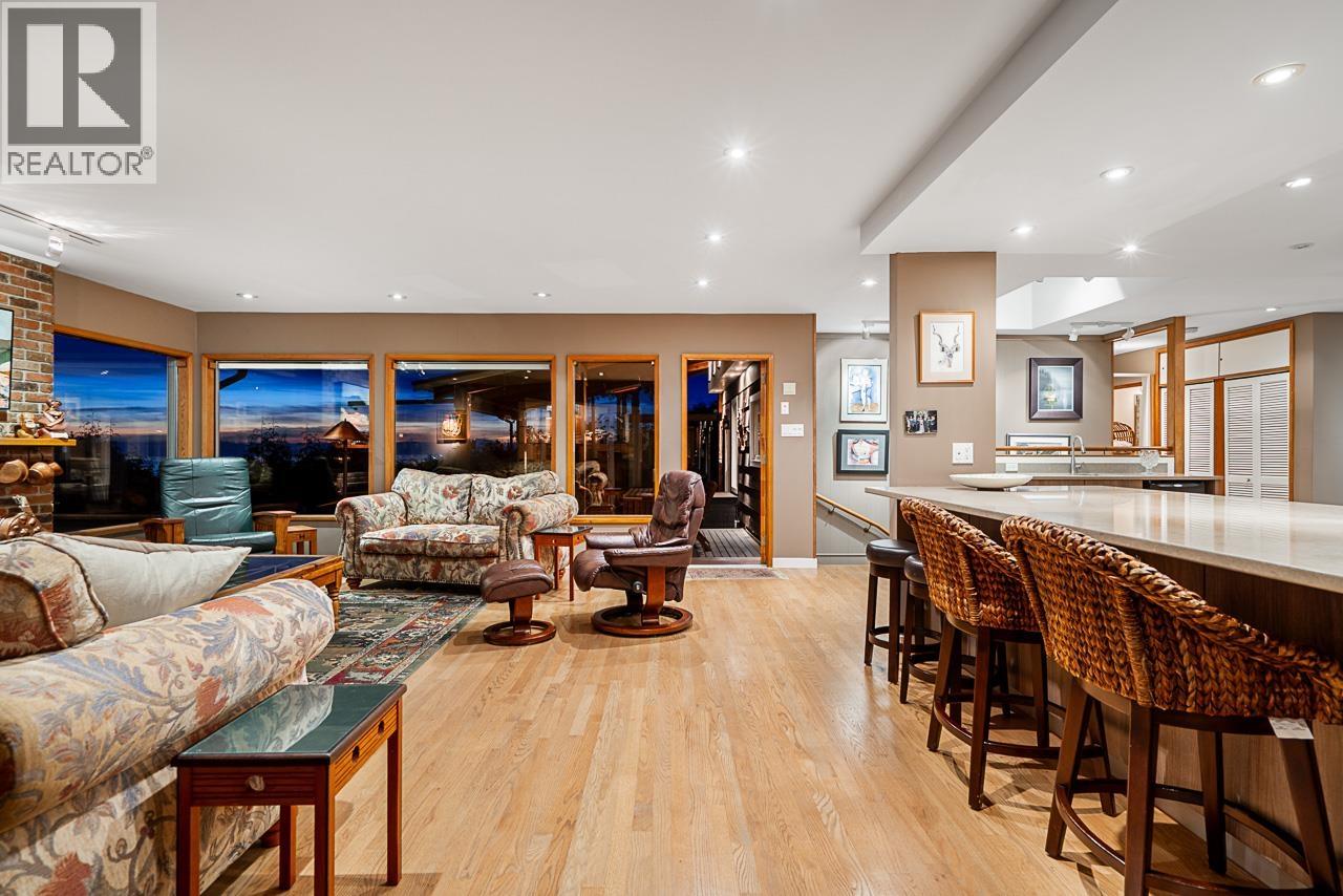 2215 Chairlift Road, West Vancouver, British Columbia  V7S 2T4 - Photo 6 - R3174900