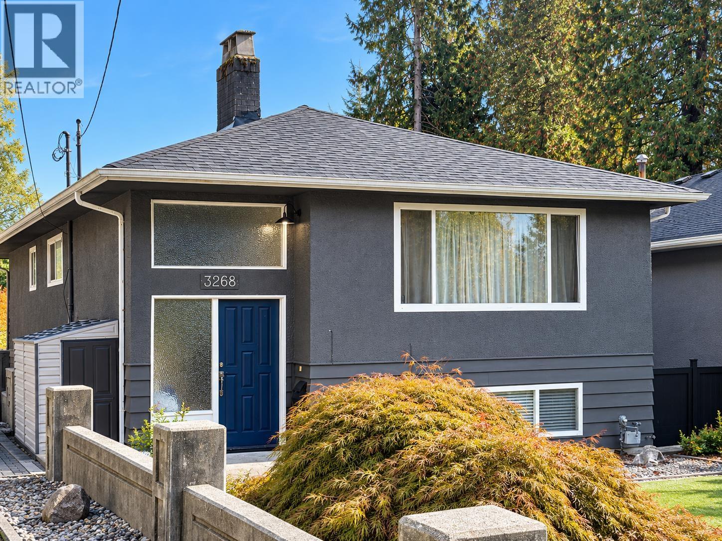 3268 ROYAL AVENUE, north vancouver, British Columbia