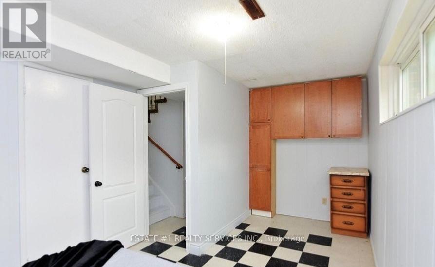 33 Camberley Crescent, Brampton, Ontario  L6V 3L3 - Photo 13 - W14081808