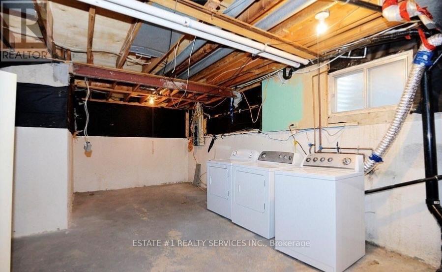 33 Camberley Crescent, Brampton, Ontario  L6V 3L3 - Photo 14 - W14081808