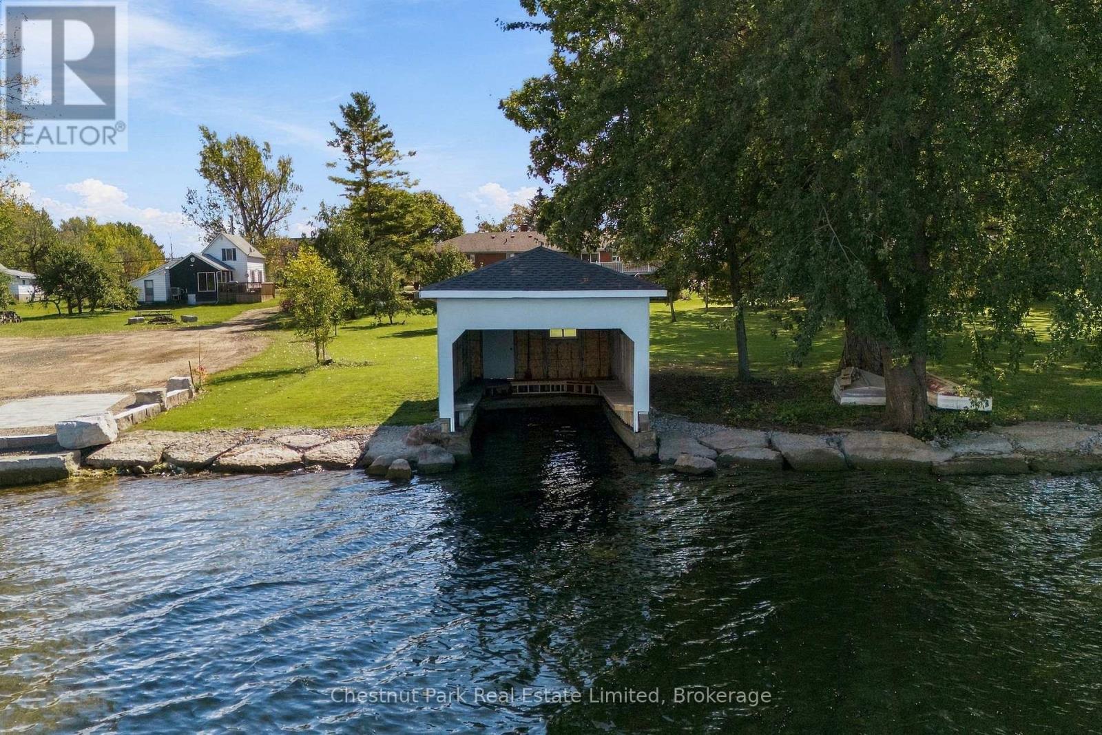 2643 County Rd 13, Prince Edward County, Ontario  K0K 2T0 - Photo 3 - X14081058