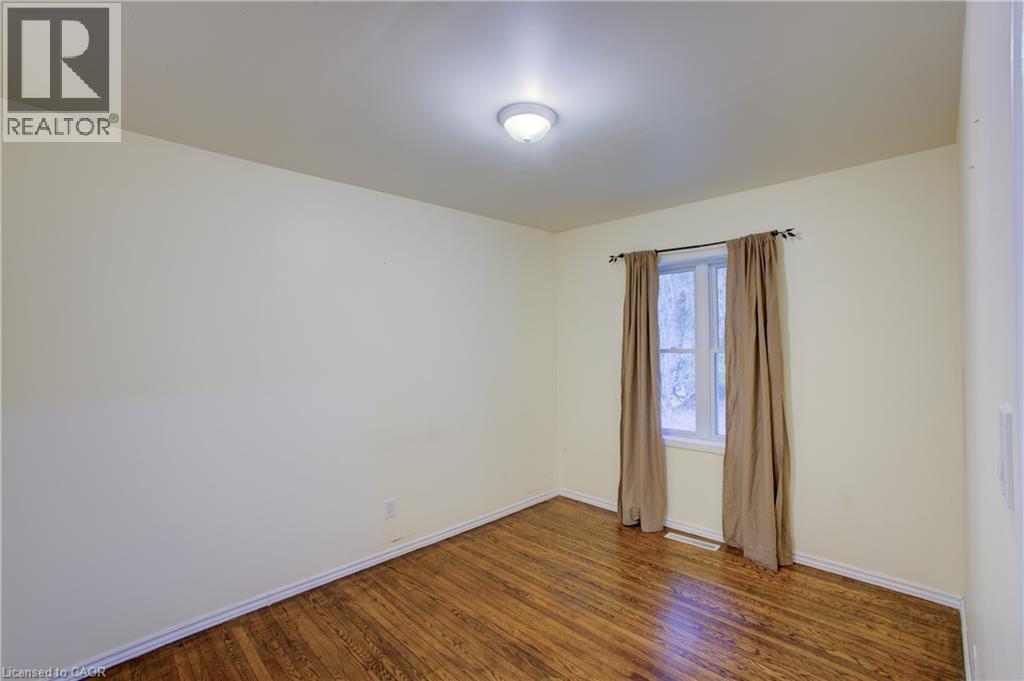 15 Dumbarton Street, Guelph, Ontario  N1E 3T4 - Photo 17 - 40870987