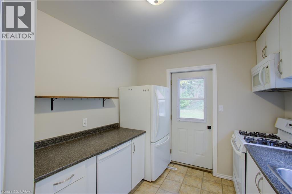 15 Dumbarton Street, Guelph, Ontario  N1E 3T4 - Photo 14 - 40870987