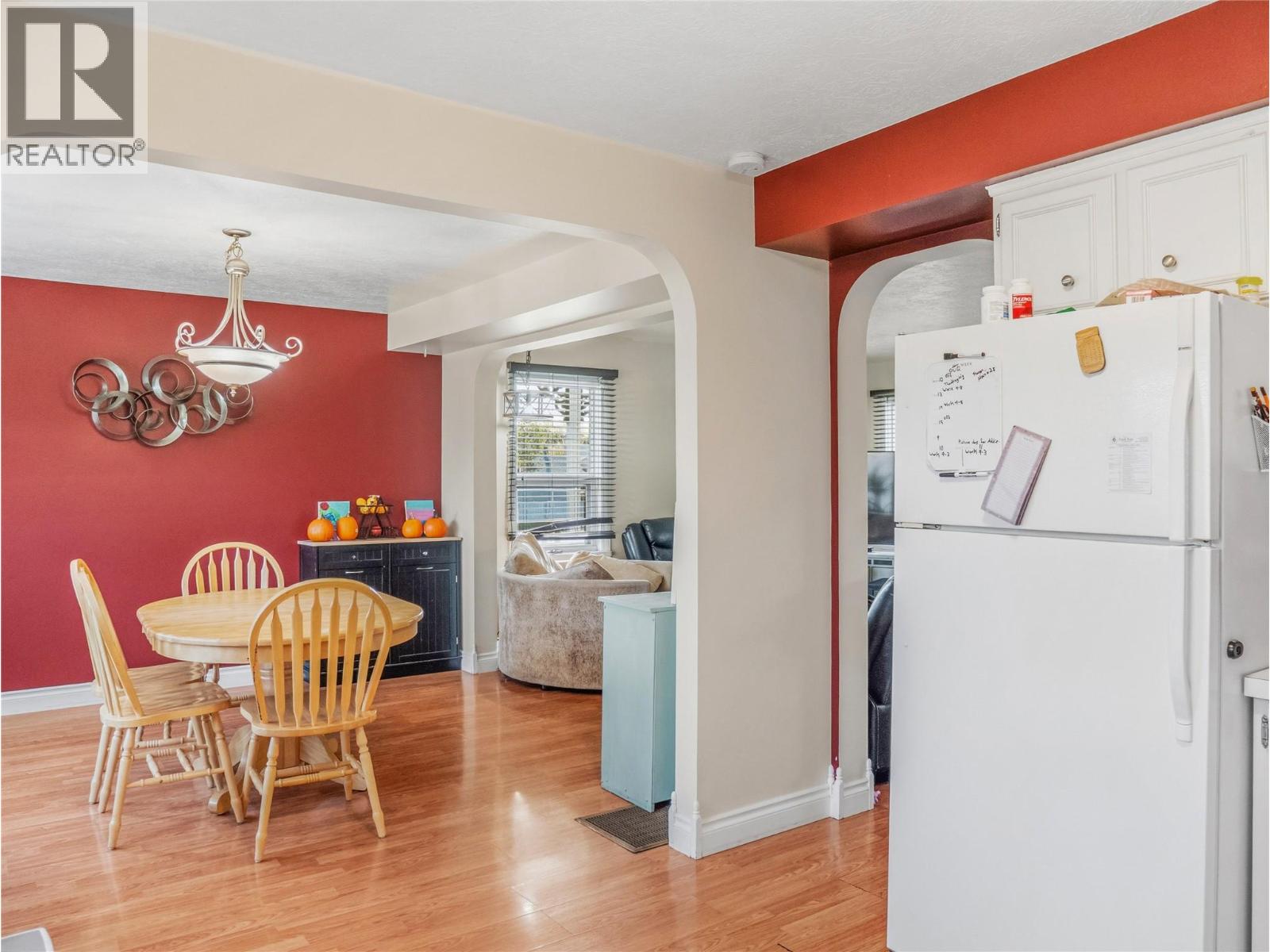 10704 Briarwood Crescent, Dawson Creek, British Columbia  V1G 4M9 - Photo 6 - 10403359