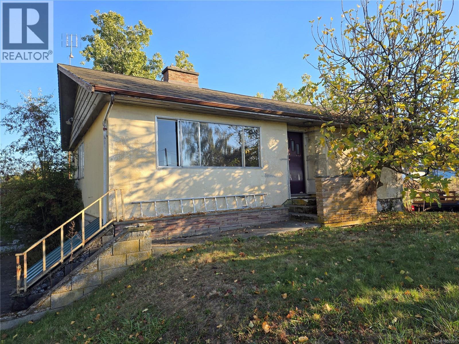 2766 Island View Rd