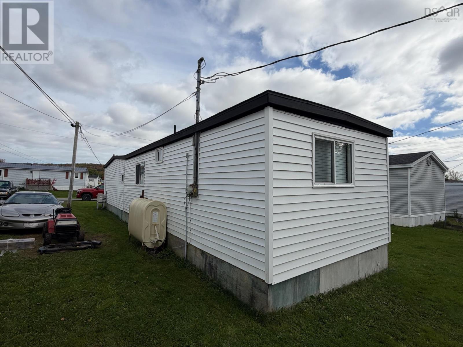 4 Lemarquis Drive, North Grant, Nova Scotia  B2G 2L1 - Photo 5 - 202625930