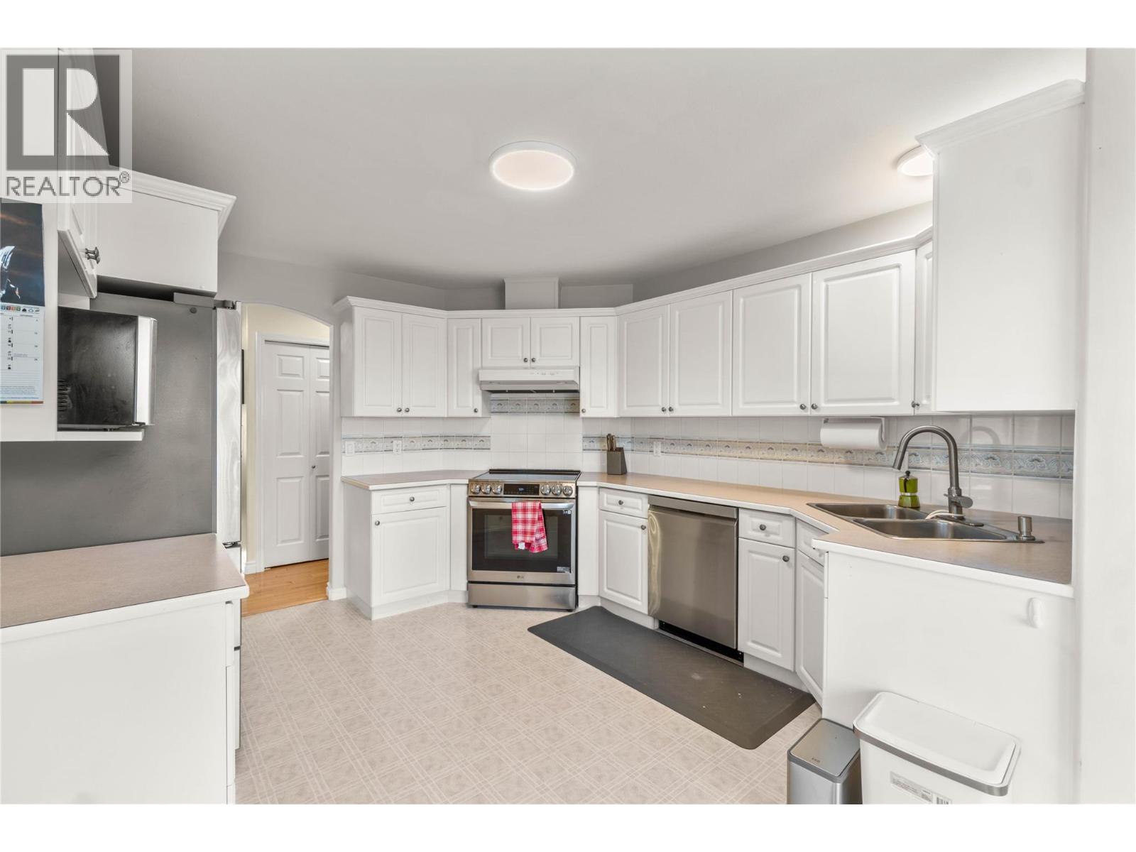 870 Regent Crescent, Kamloops, British Columbia  V1S 1X1 - Photo 6 - 10403634