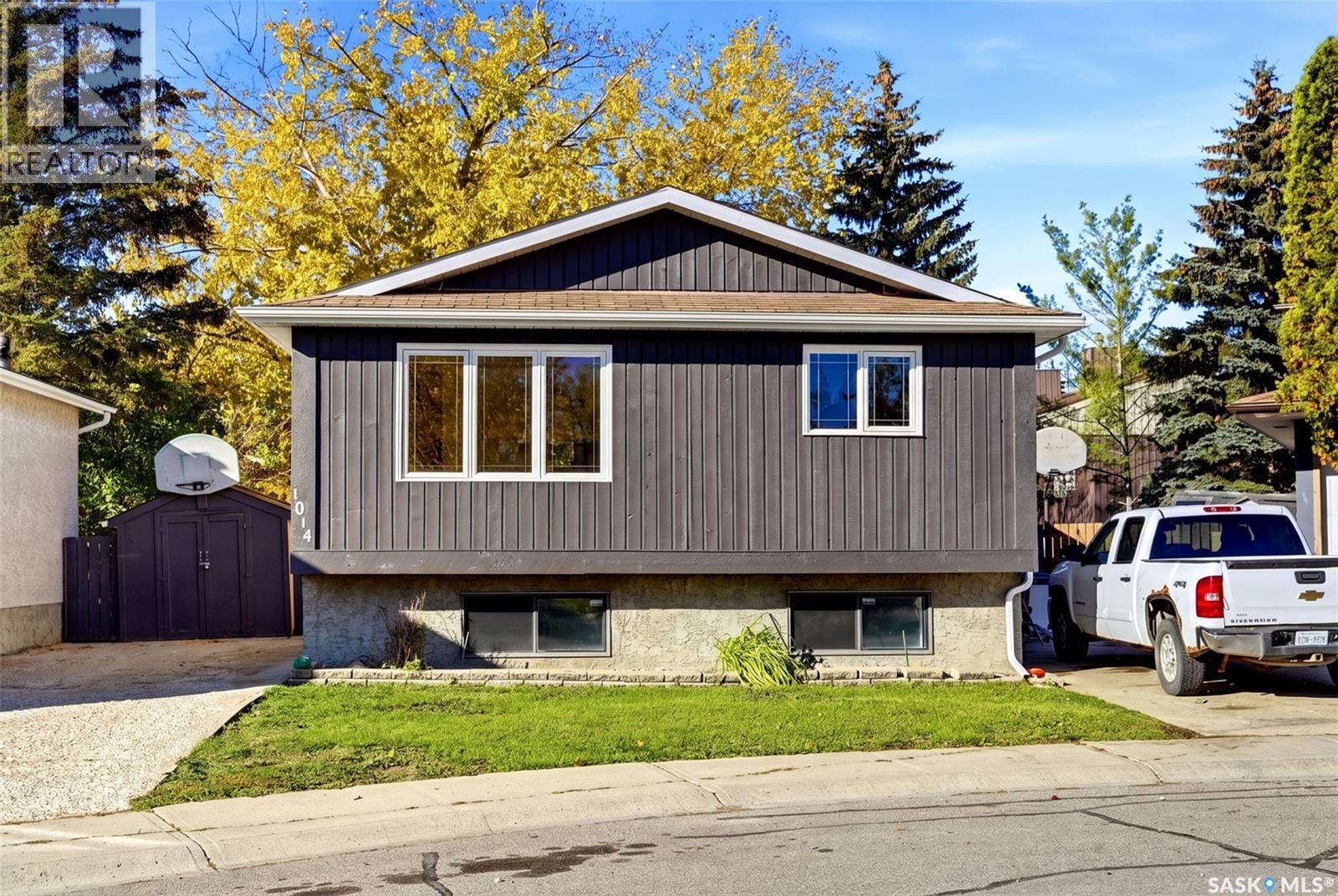 1014 Mawson BAY, regina, Saskatchewan