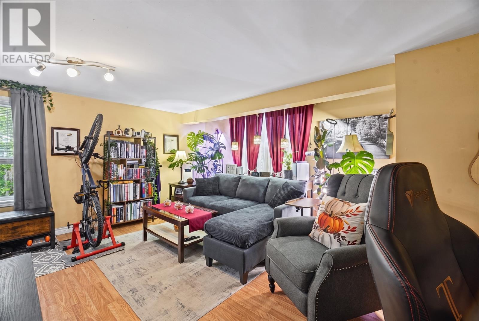 10 Johnson Crescent St. John's Newfoundland & Labrador Canada A1B2J4, for Sale, residential, Haris Barki, Keller Williams Platinum Realty