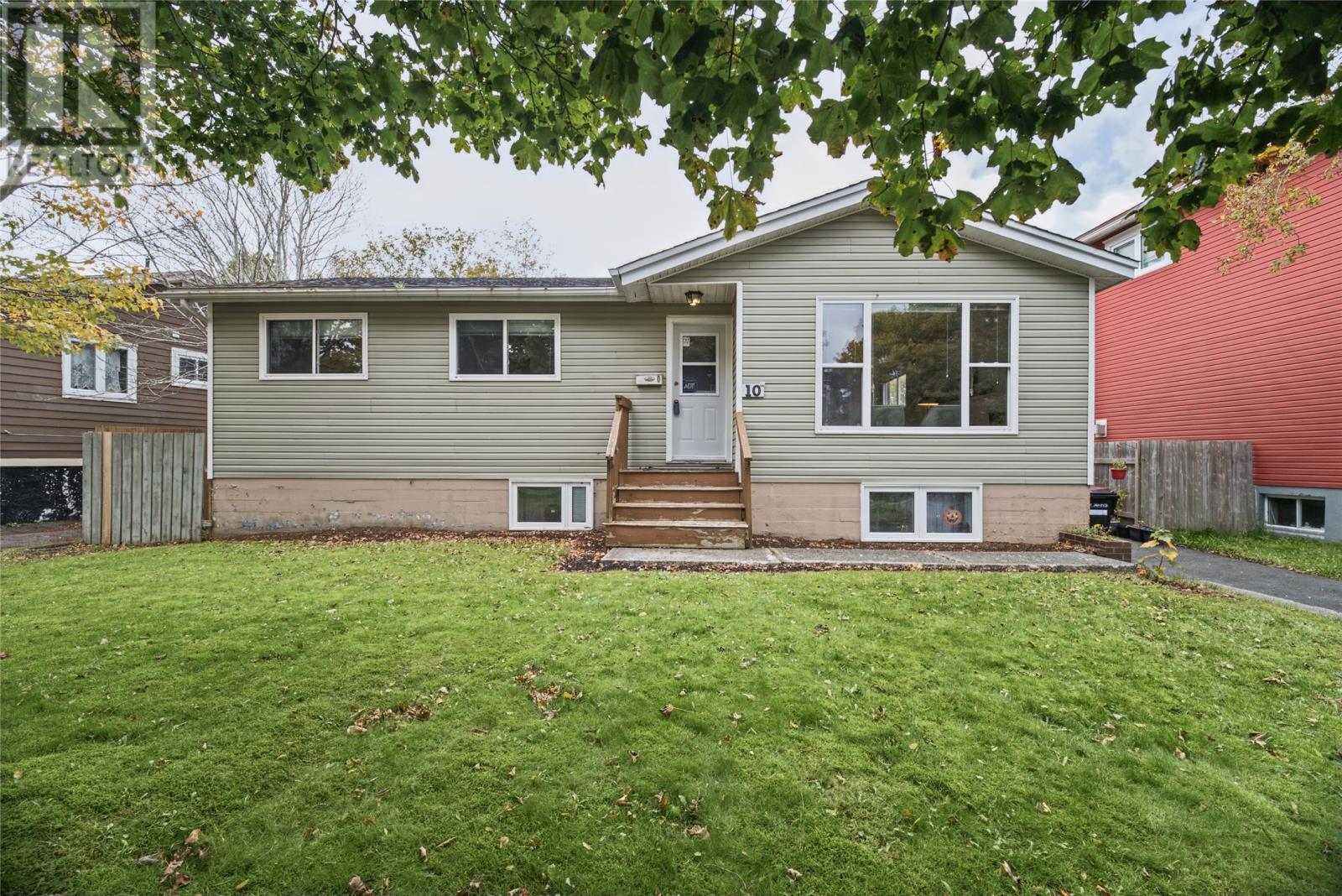 10 Johnson Crescent, St. John's