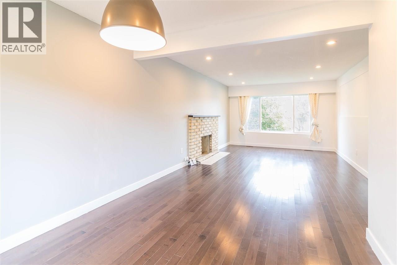 6093 6TH STREET, Burnaby, British Columbia