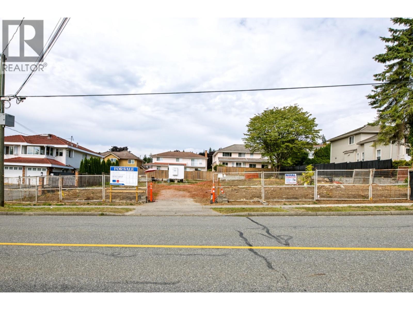 7353 Curtis Street, Burnaby, British Columbia  V5A 1K4 - Photo 2 - R3175398