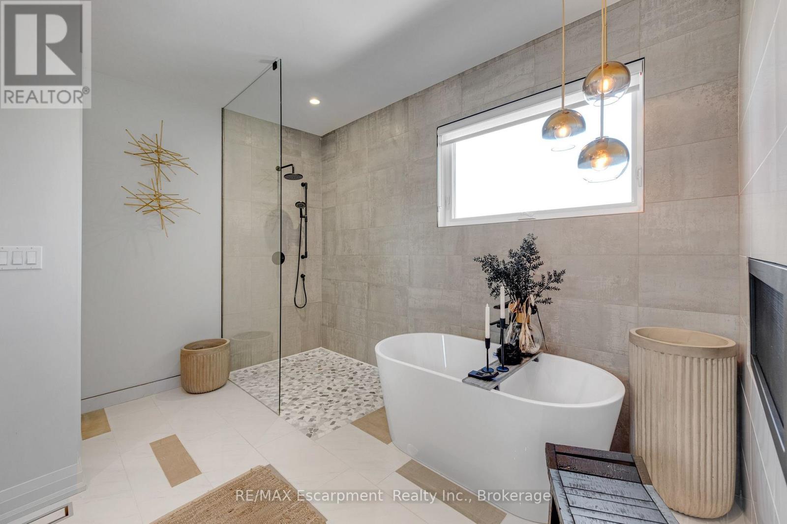45 Aldershot Place, Burlington, Ontario  L7T 1C2 - Photo 26 - W14082022
