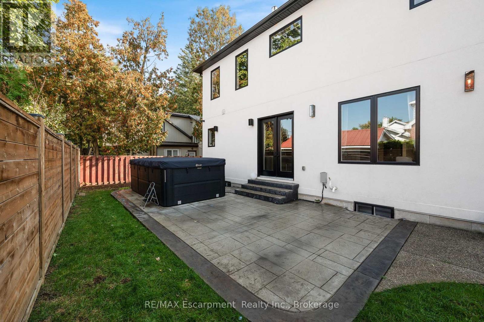 45 Aldershot Place, Burlington, Ontario  L7T 1C2 - Photo 46 - W14082022