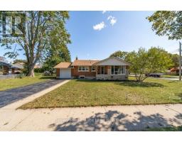18 MAYWOOD ROAD, kitchener, Ontario