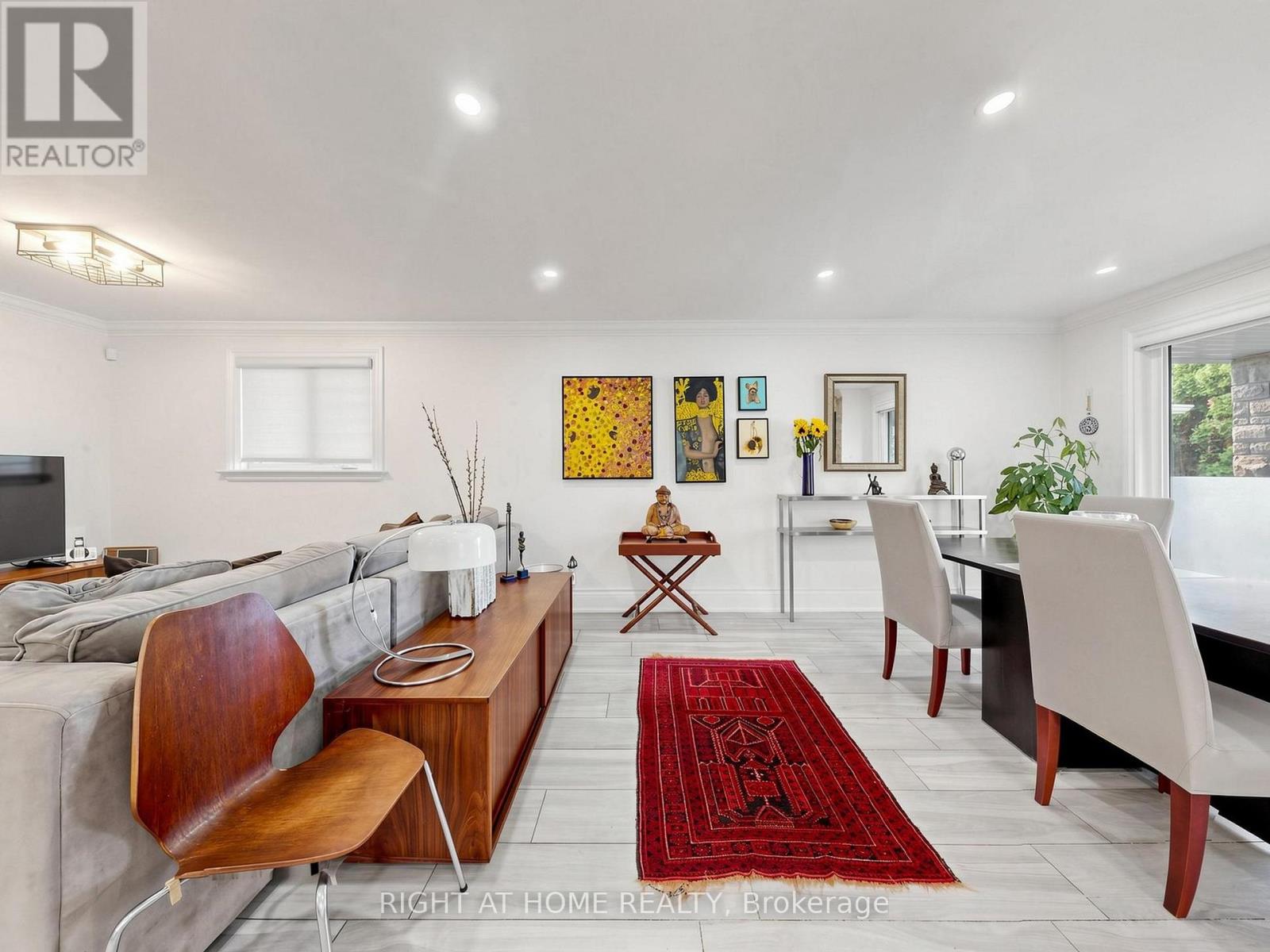 497 Northcliffe Boulevard, Toronto, Ontario  M6E 3L4 - Photo 13 - C14081940