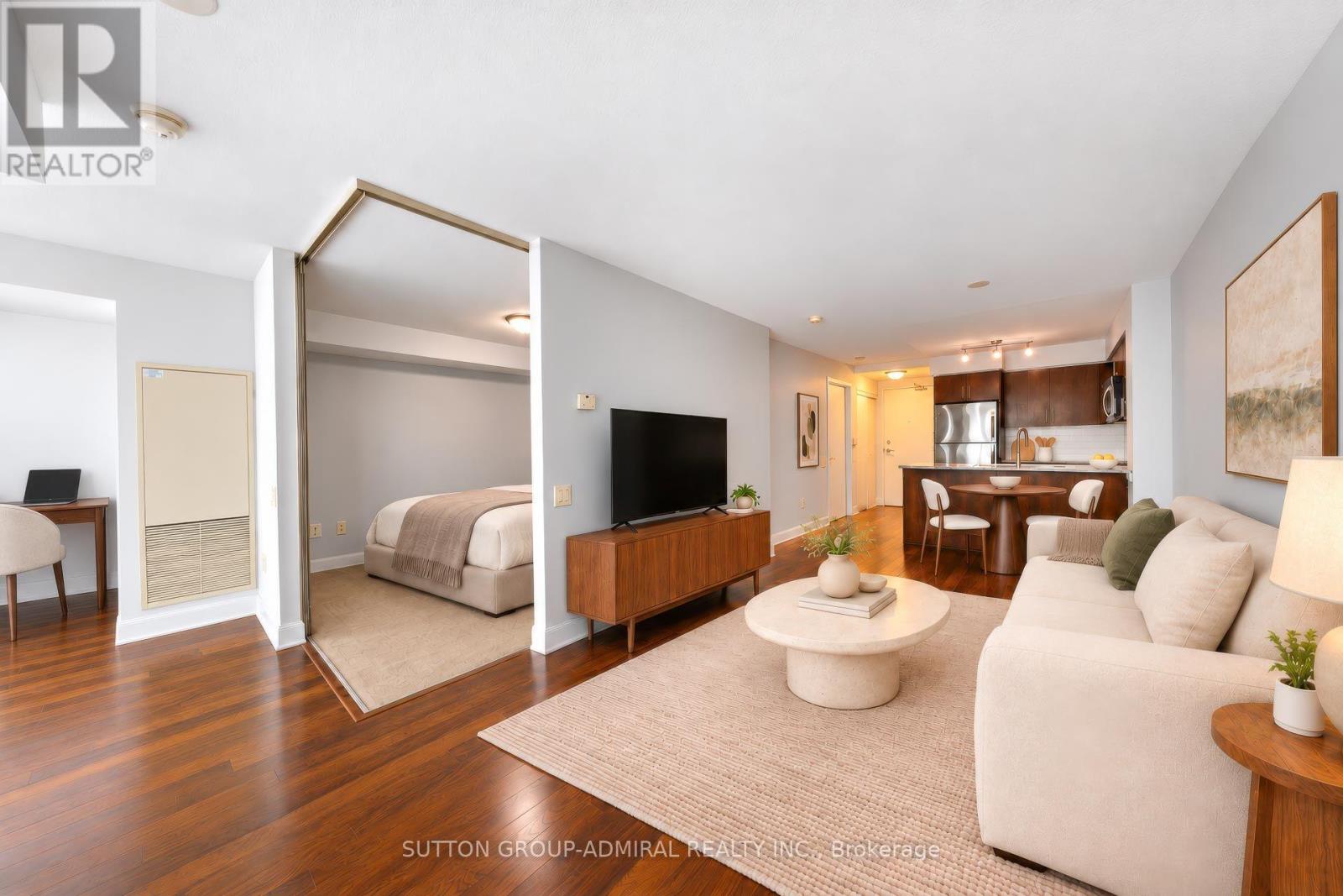 3210 - 2191 YONGE STREET, Toronto, Ontario
