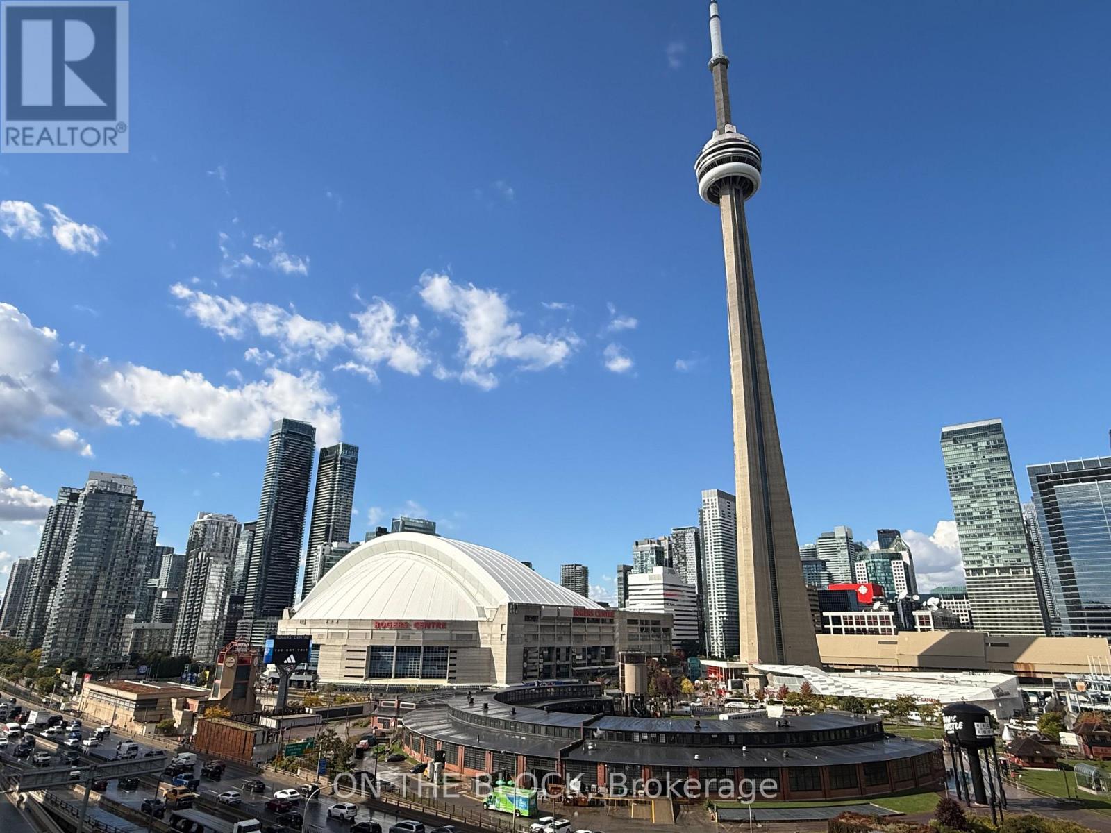 1515 - 230 QUEENS QUAY W