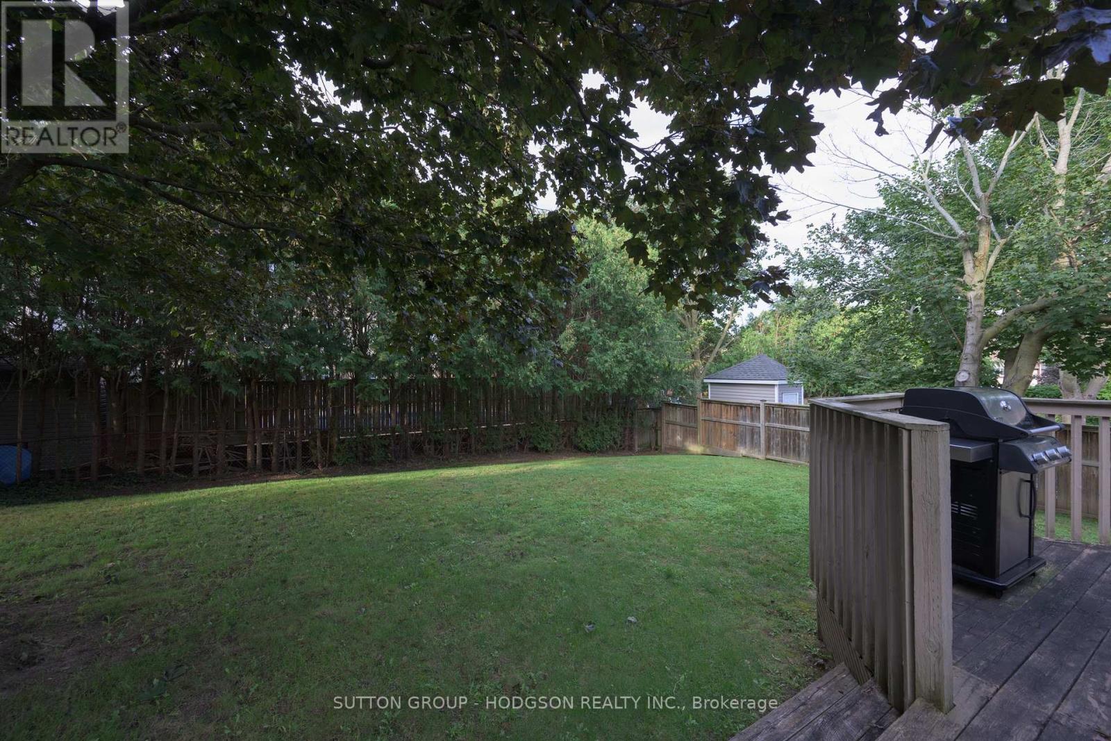 61 SOMERSET ROAD London South (South K) Ontario Canada N6K3M6 3