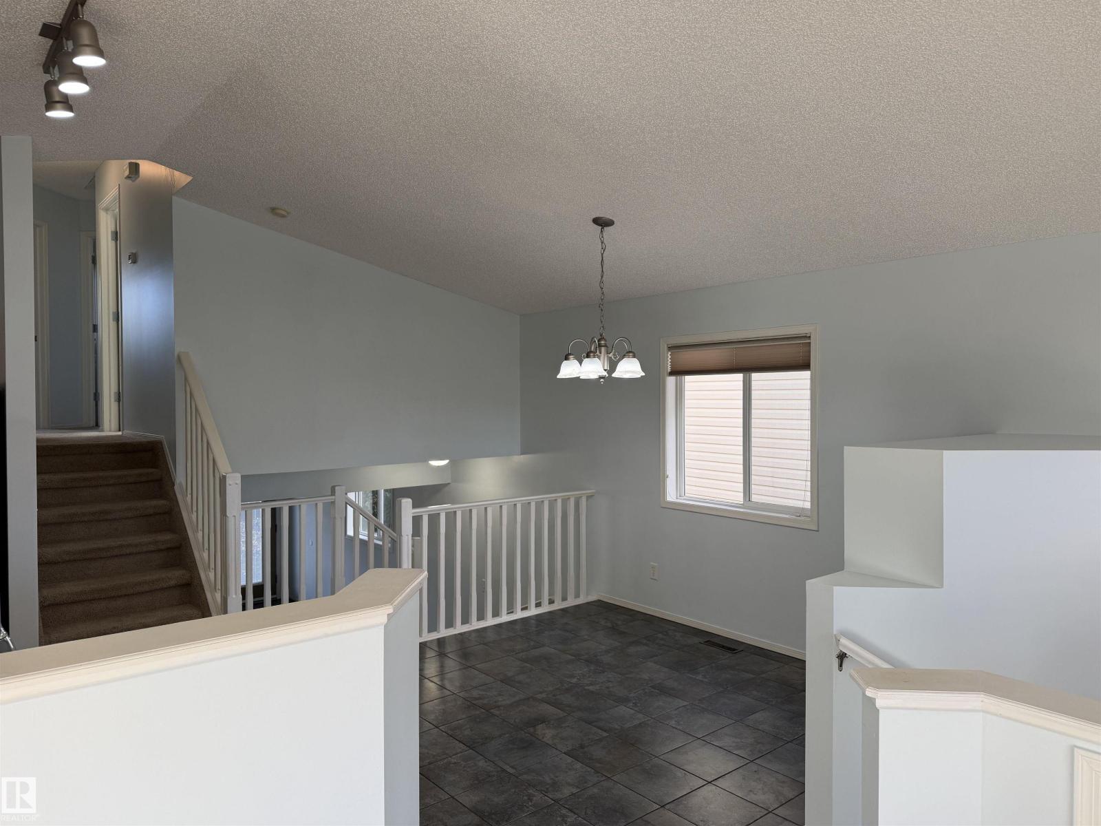 1316 Grant Wy Nw, Edmonton, Alberta  T5T 6M8 - Photo 4 - E4513008