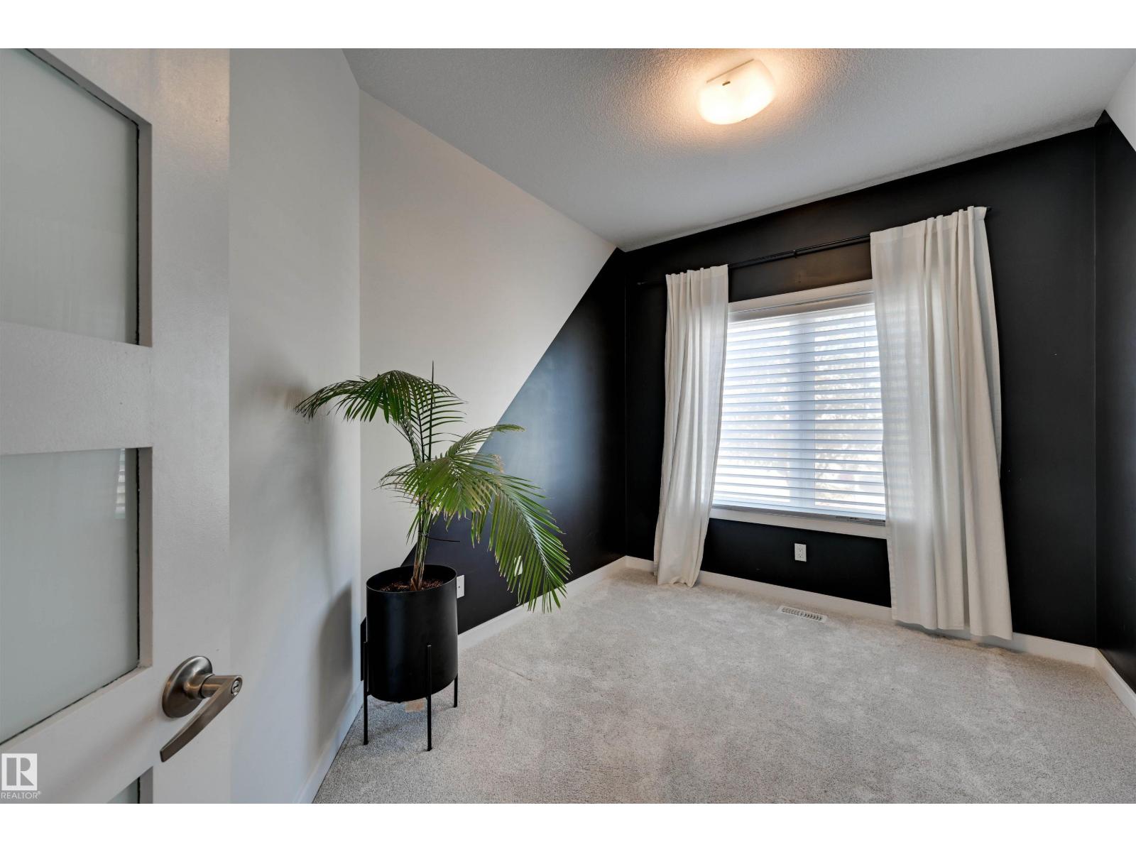 2327 FREZENBERG AV NW