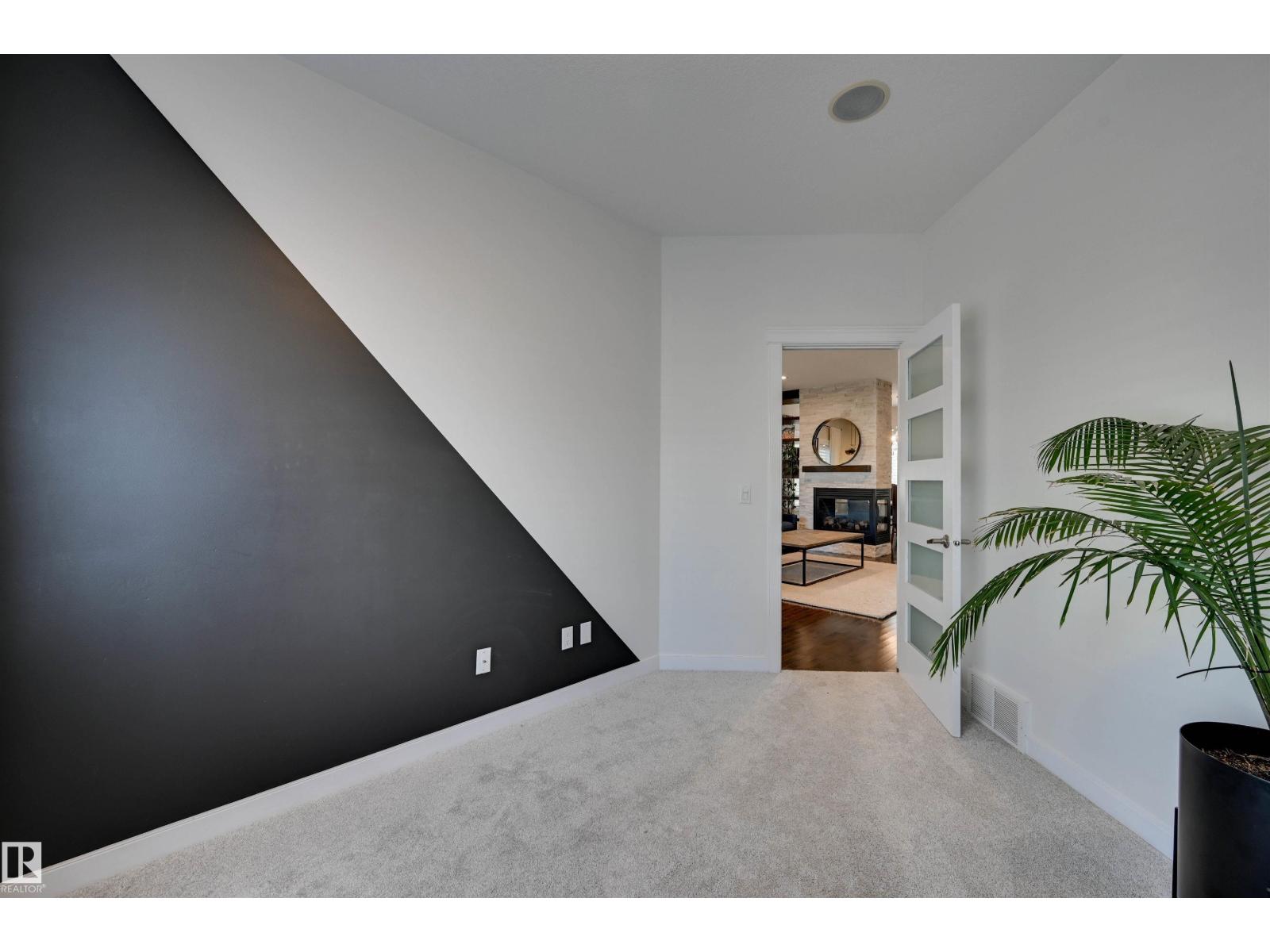2327 FREZENBERG AV NW