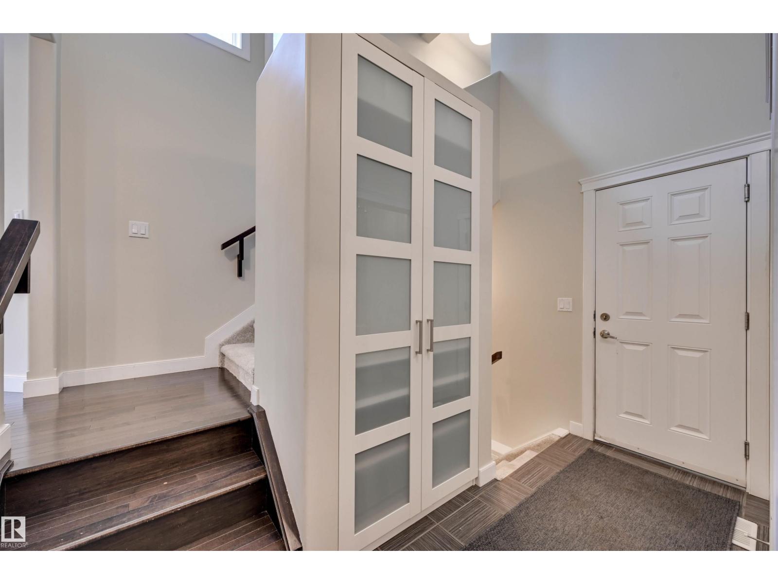 2327 FREZENBERG AV NW
