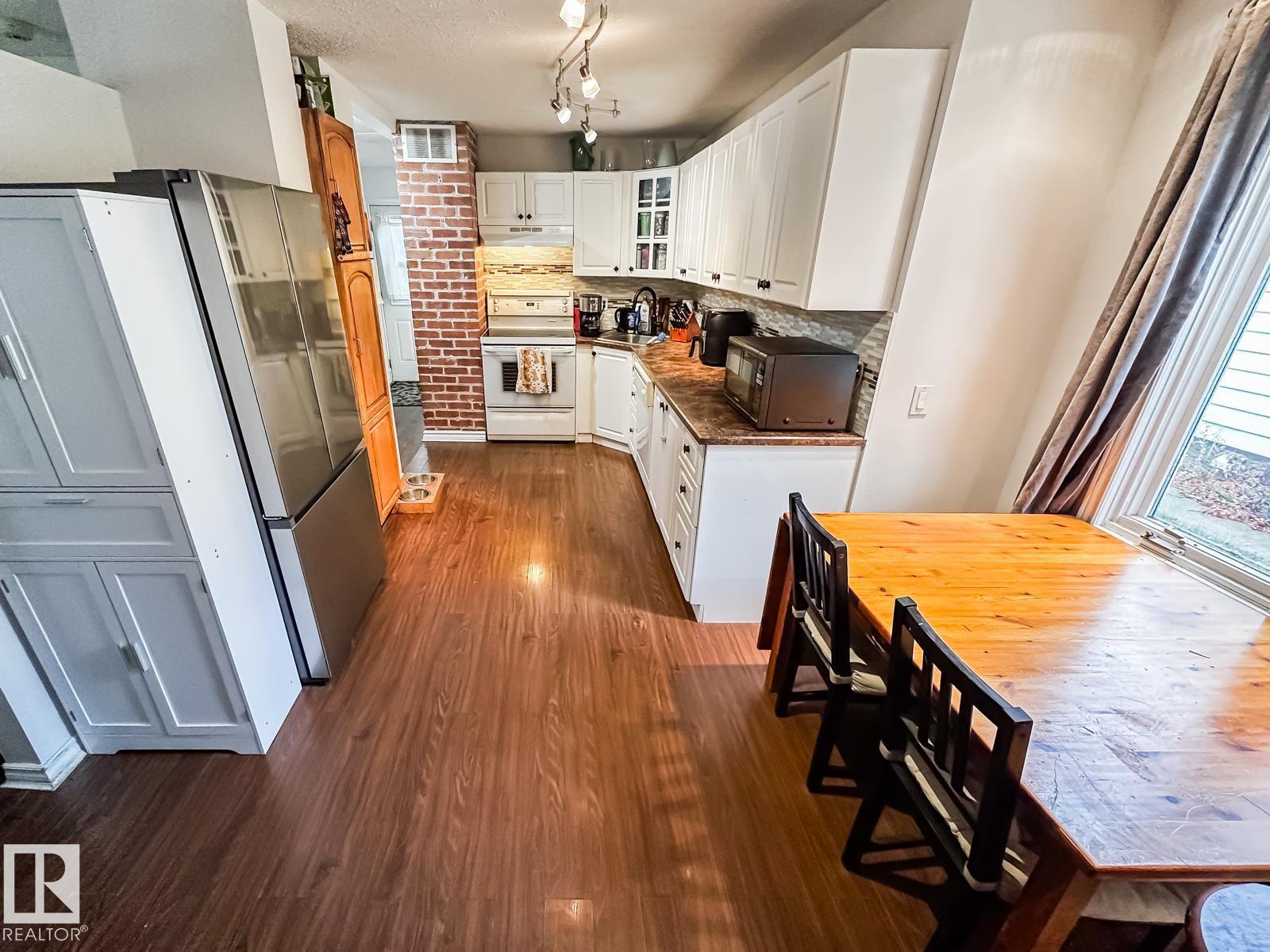 12114 106 ST NW