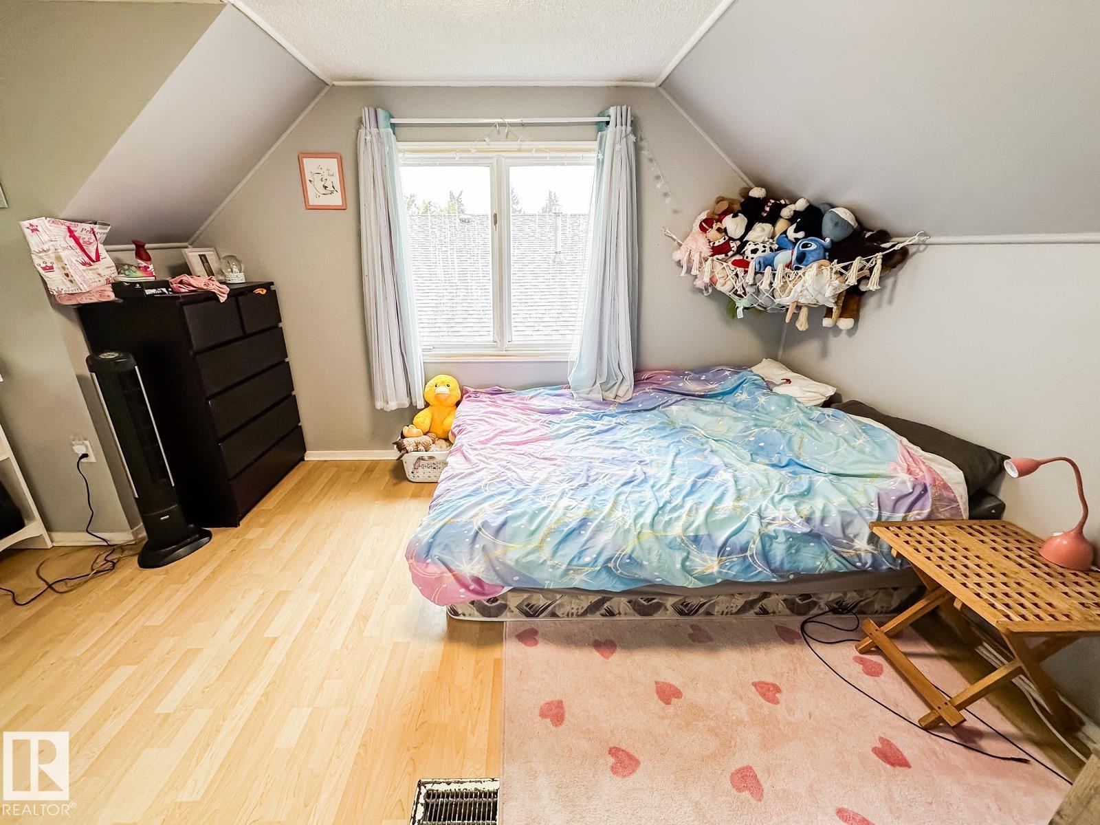 12114 106 ST NW