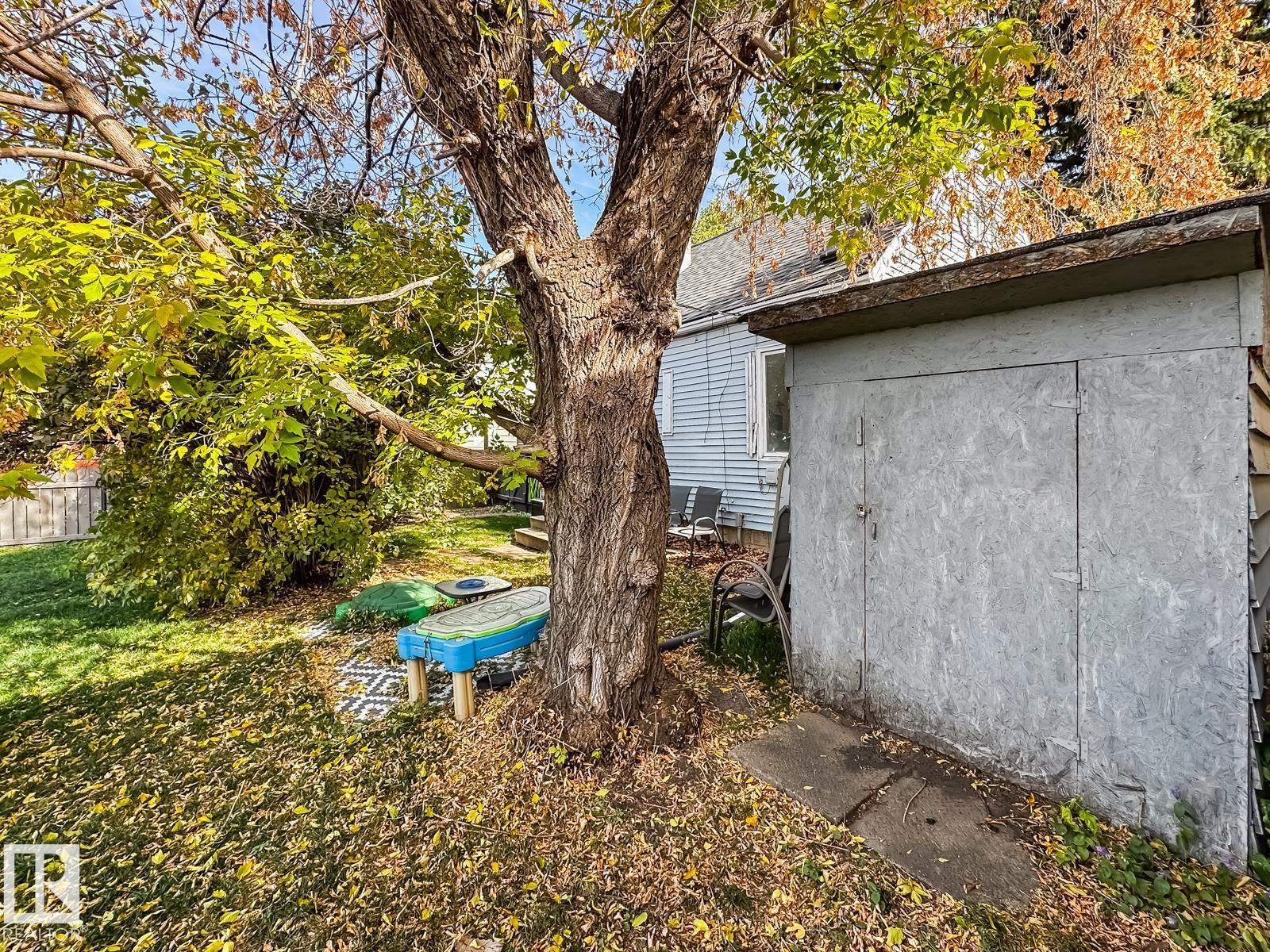 12114 106 ST NW