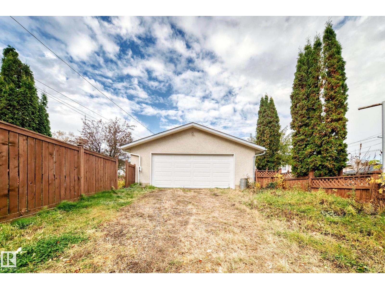 13515 86 ST NW NW