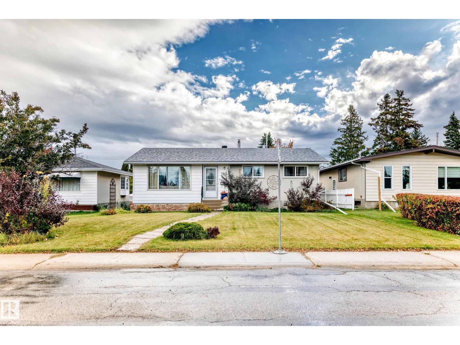 13515 86 ST NW NW