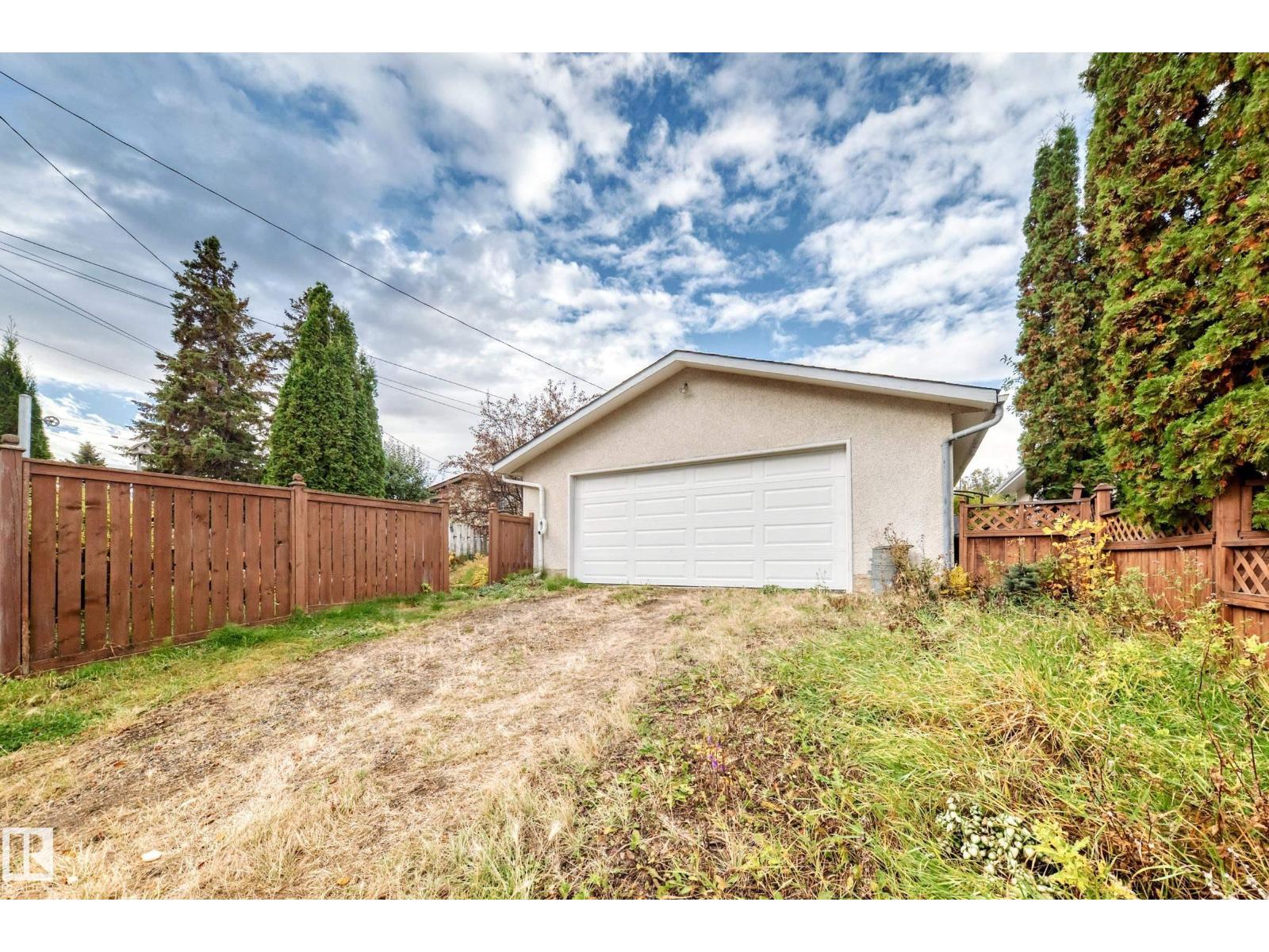 13515 86 ST NW NW