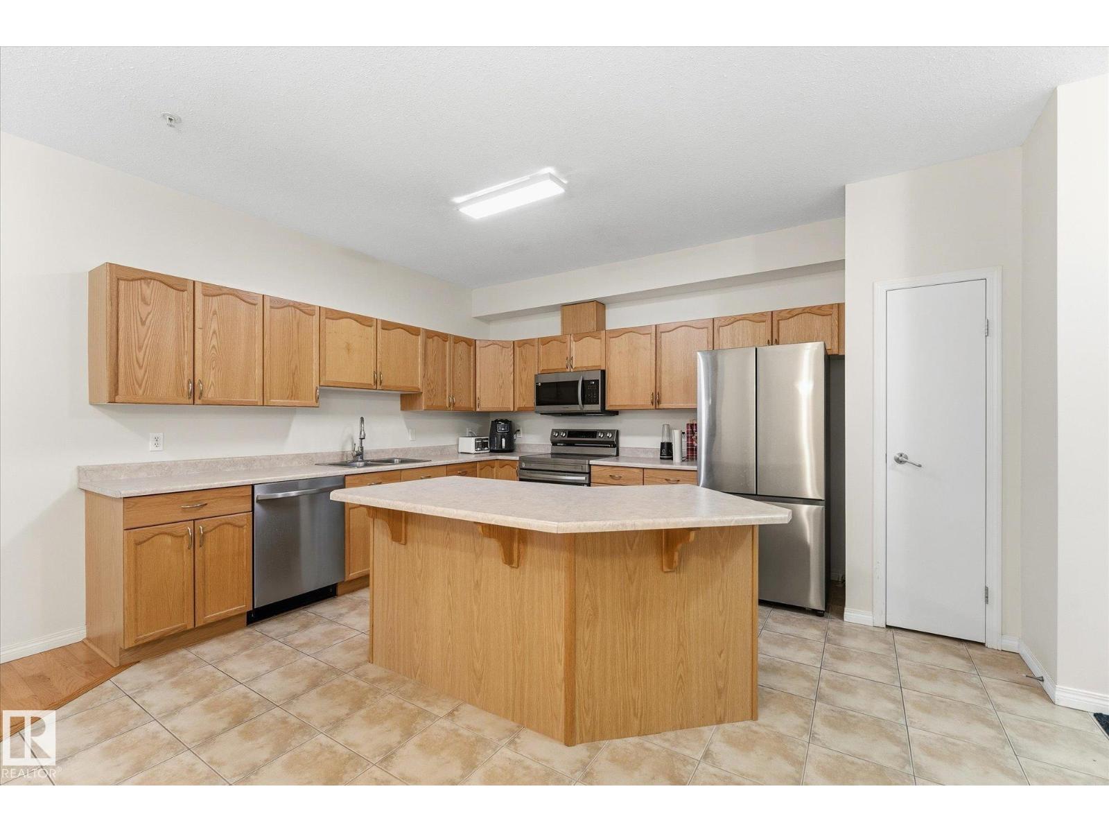#322 4304 139 AV NW