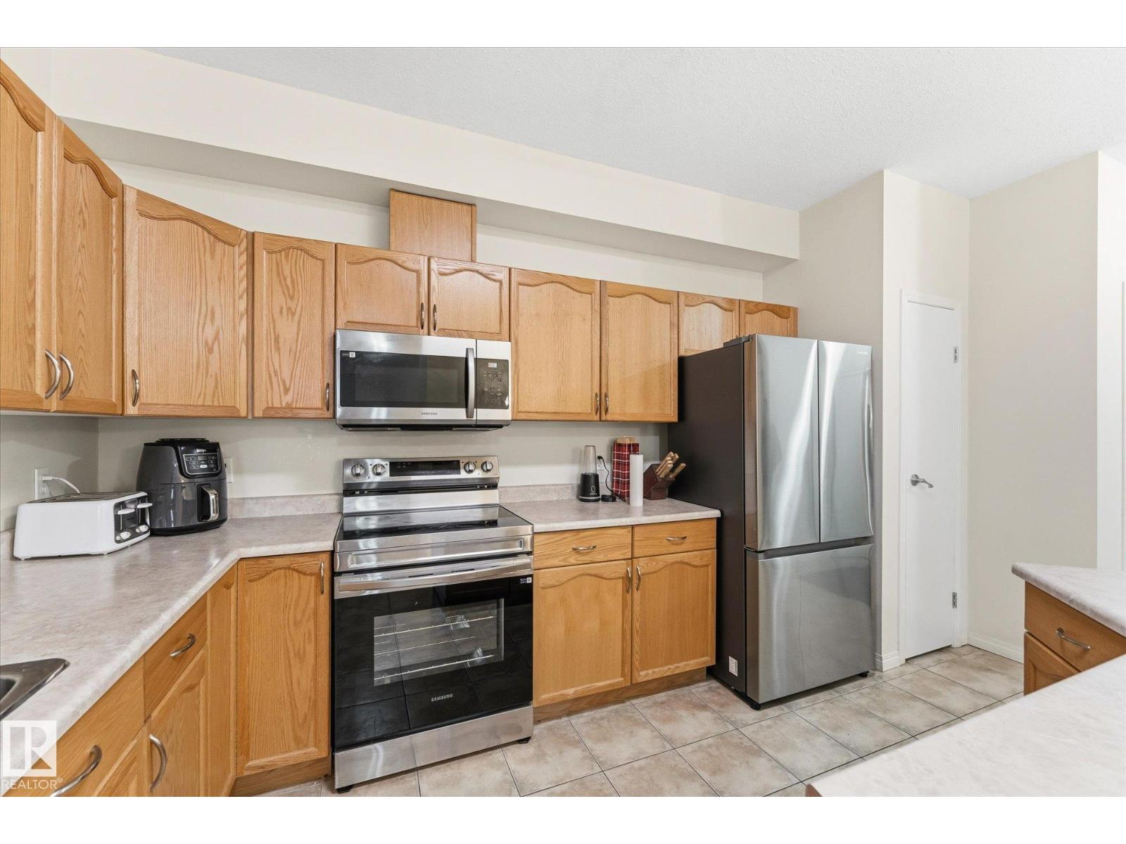 #322 4304 139 AV NW