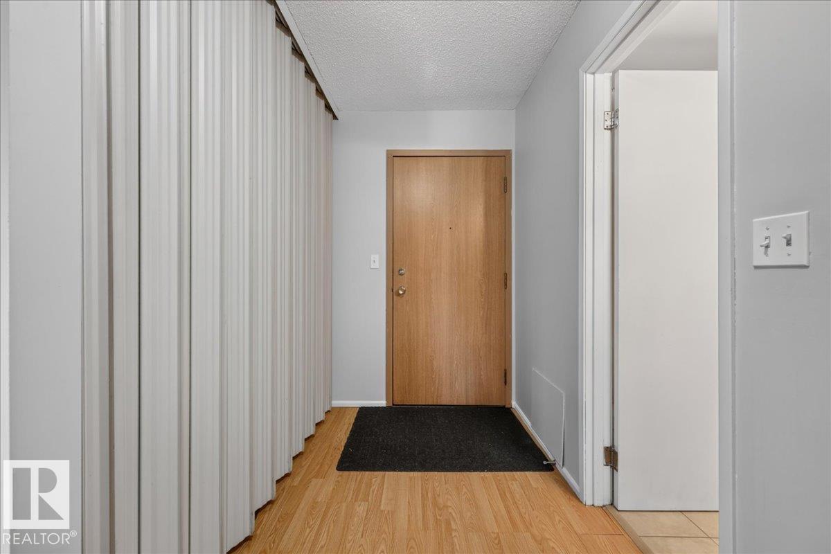 #206 10838 108 ST NW