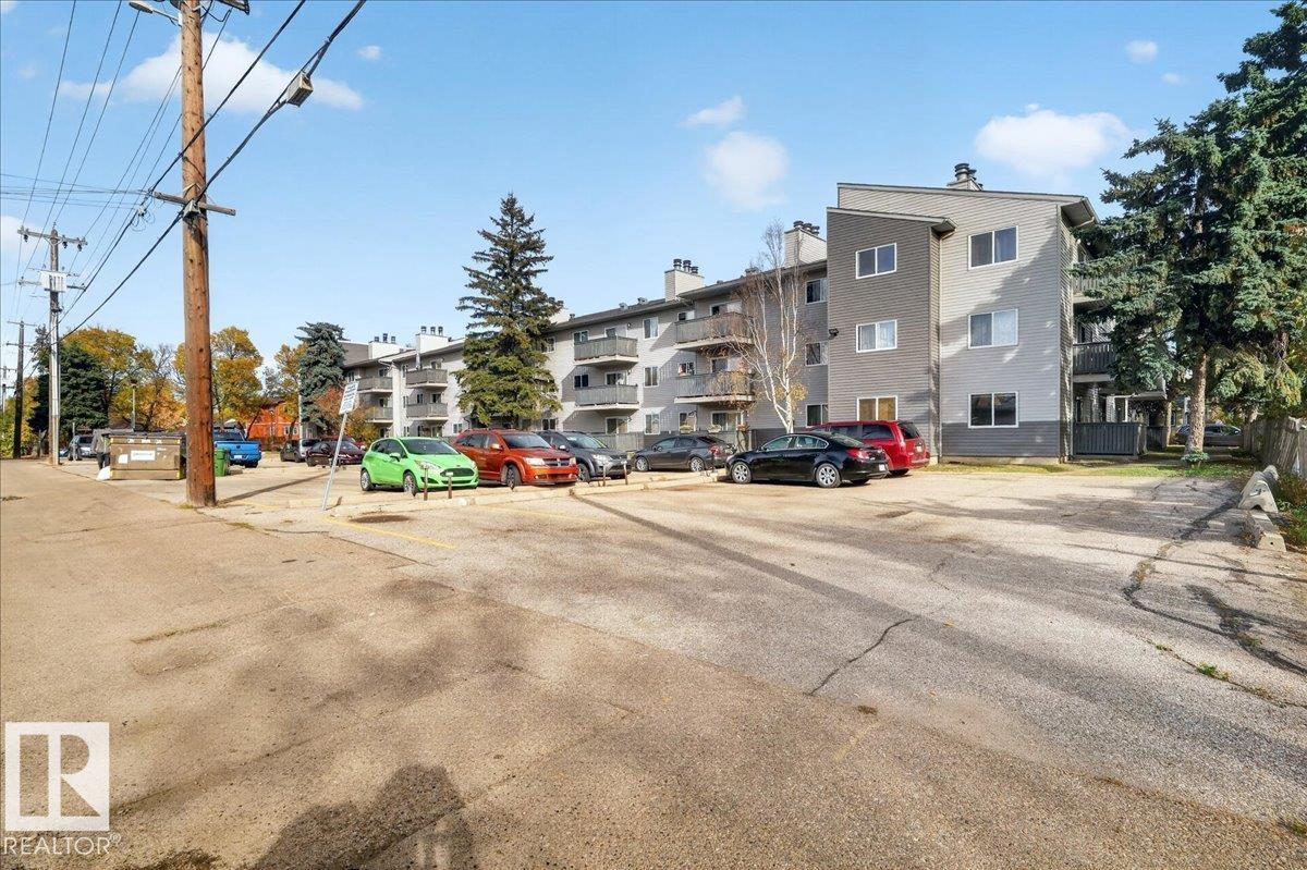 #206 10838 108 ST NW