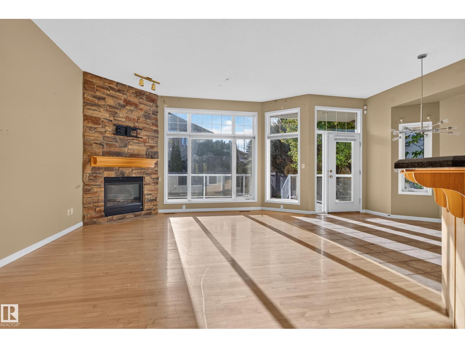 876 Twin Brooks CL NW NW