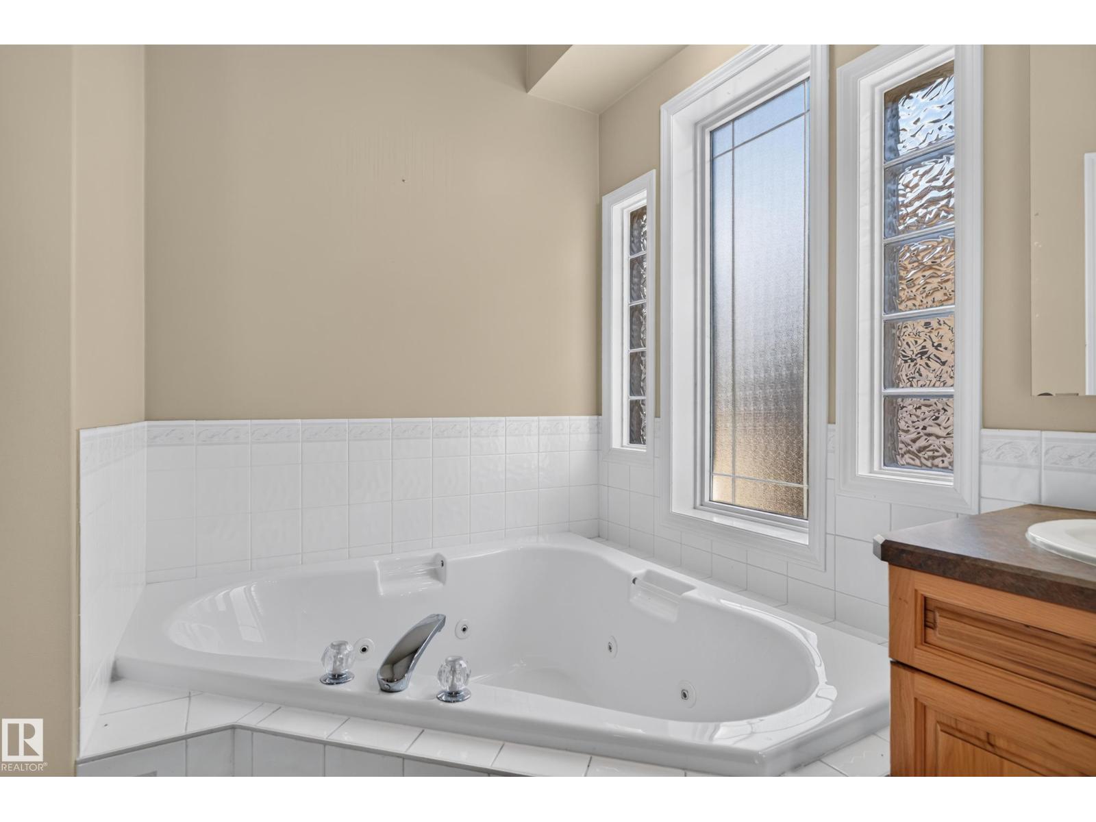 876 Twin Brooks CL NW NW