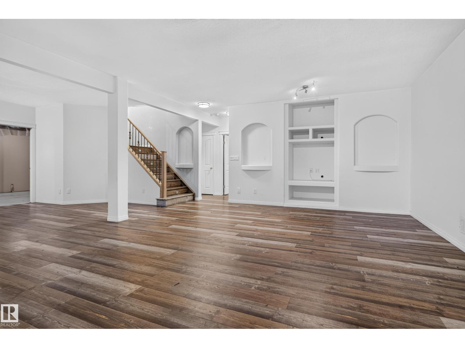876 Twin Brooks CL NW NW