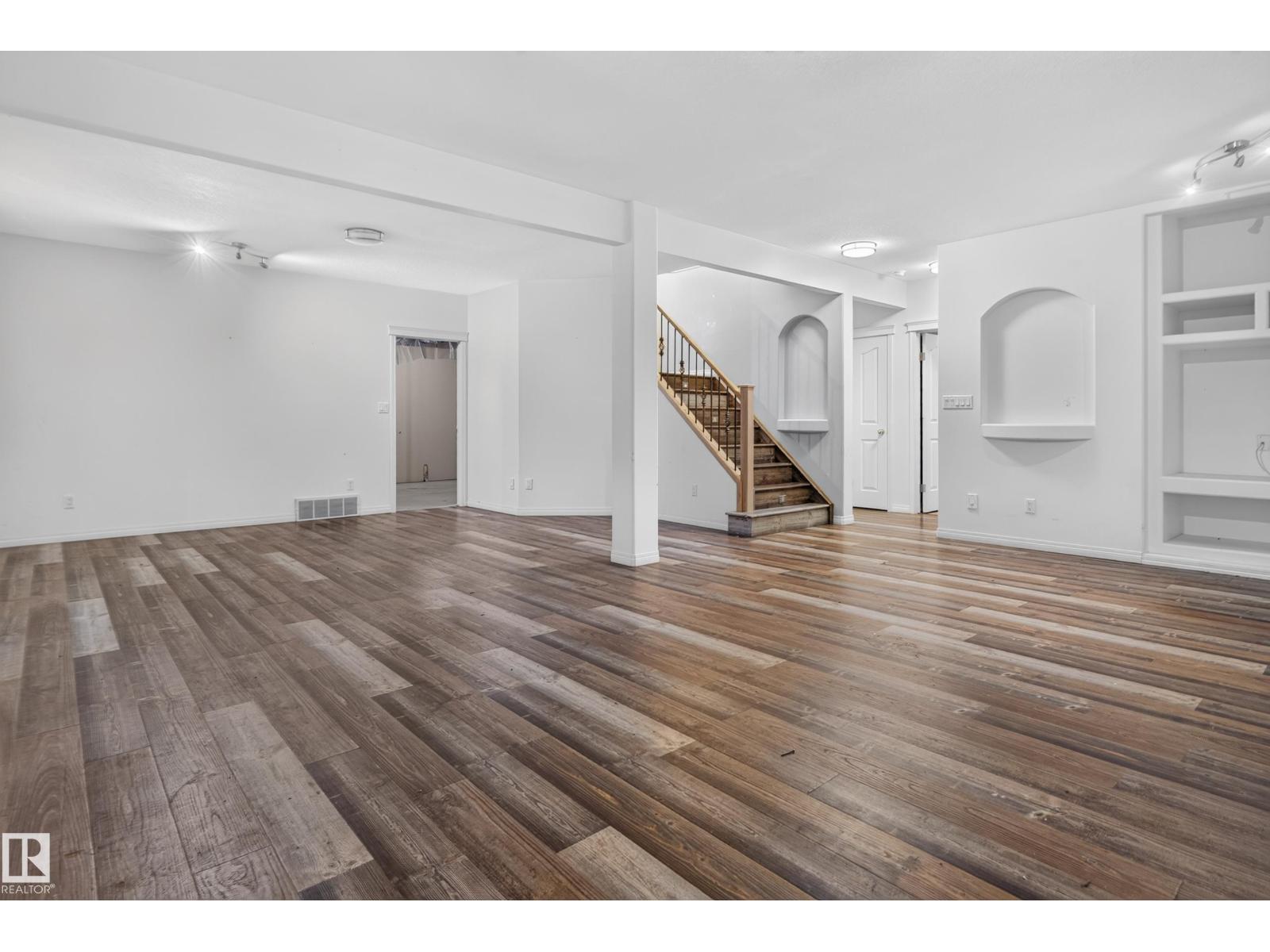 876 Twin Brooks CL NW NW