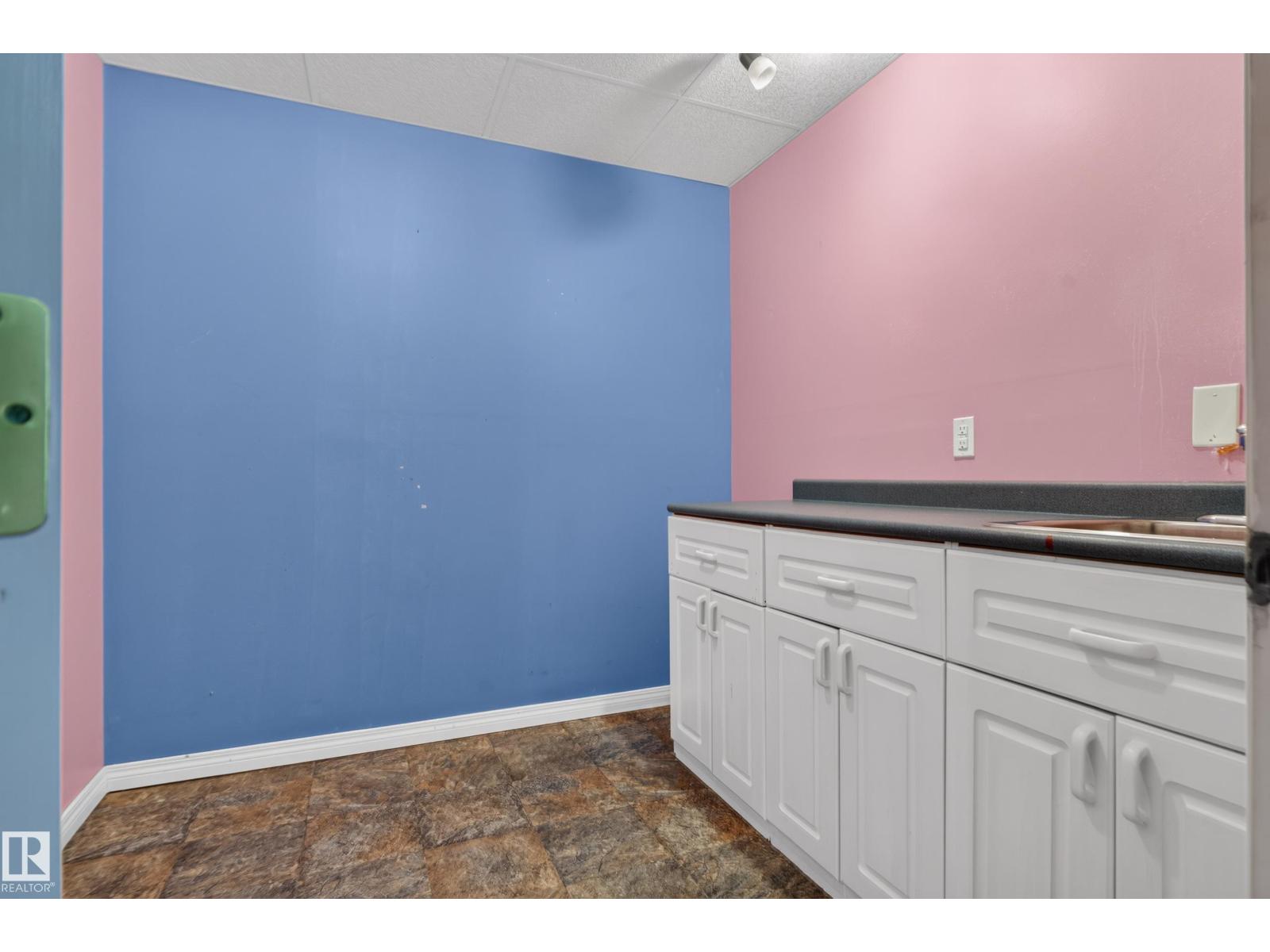 876 Twin Brooks CL NW NW
