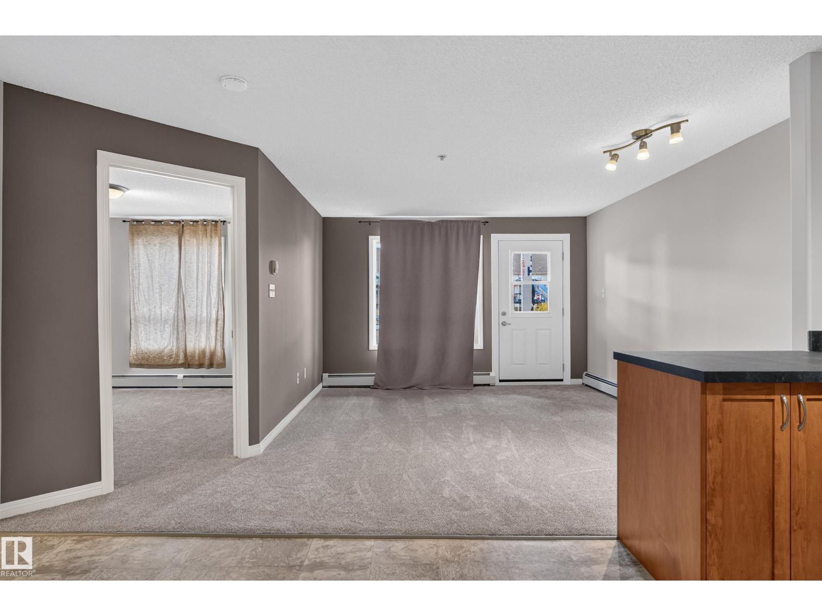 #1201 330 CLAREVIEW STATION DR NW